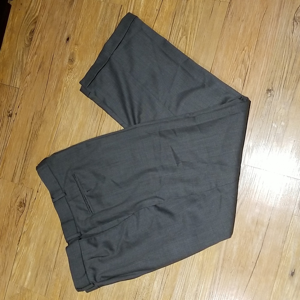 Stafford EUC grey pants cuffed bottoms sz 42x32